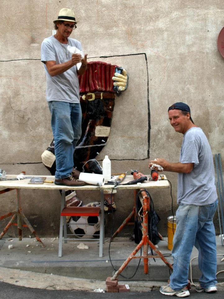 19-installation accordion.jpg