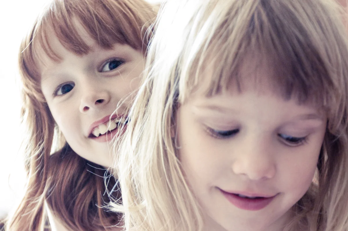 ADORO V+N-147_1200px.jpg