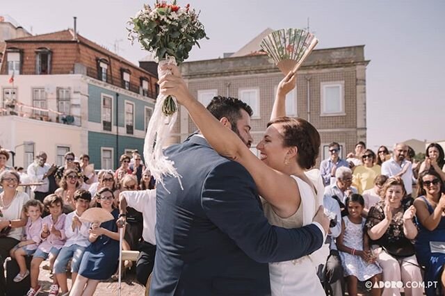 3 anos deste dia t&oacute;rrido, de calor humano e n&atilde;o s&oacute;.
.
#lisbonwedding #weddingday #realwedding #newlyweds #urbanweddings #adoro #adorofotografia #fotografiadecasamento #fotografodecasamento #fotografodebodas #bodas #weddingphotogr