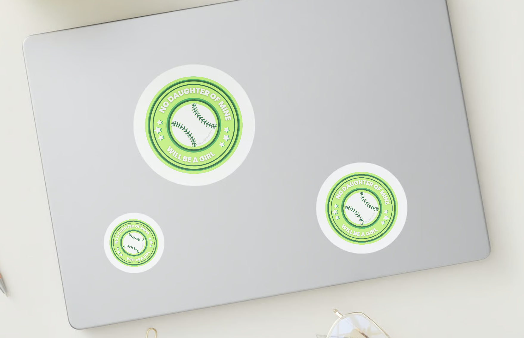 daughter laptop.png