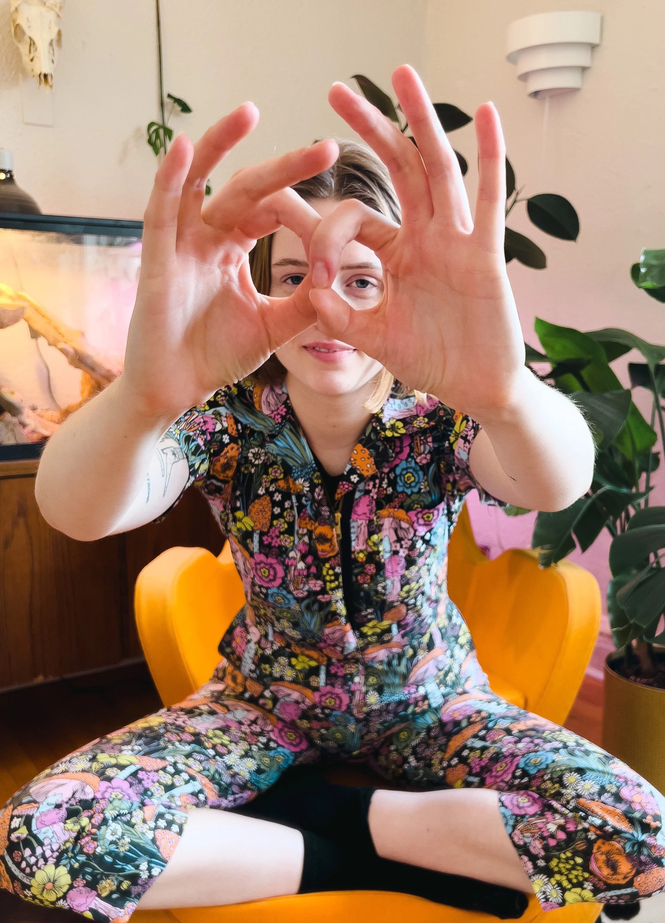 digital-photography-session-meghan-hill-co-distant-photography-sessions-ehlers-danlos-syndrome-photographer