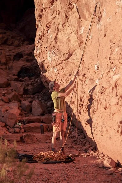 How to make a travel-sized stick clip