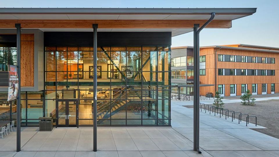 OSU-Cascades_residence-dining-exteriors.jpg