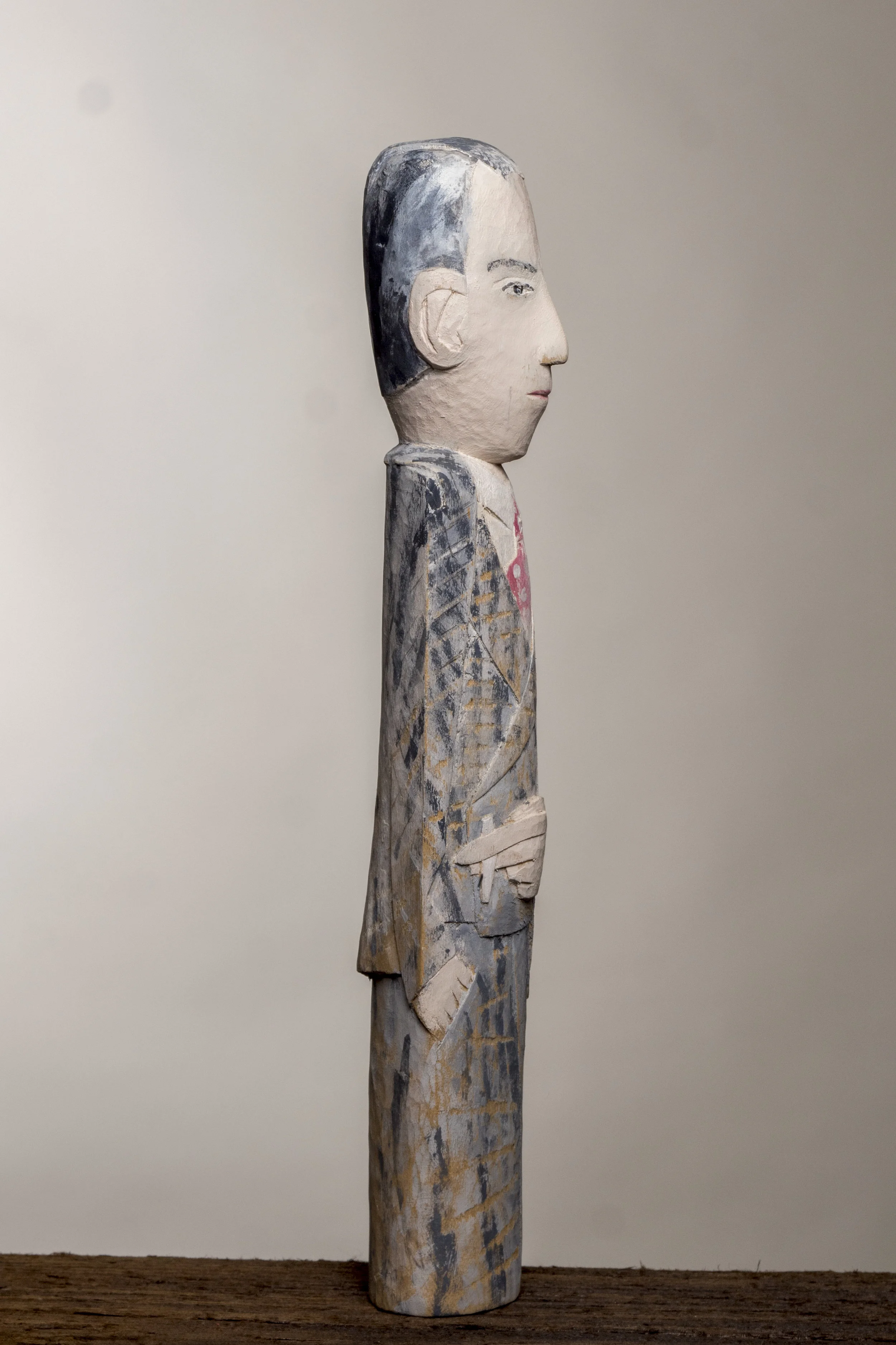 Ravel sculpture right profile