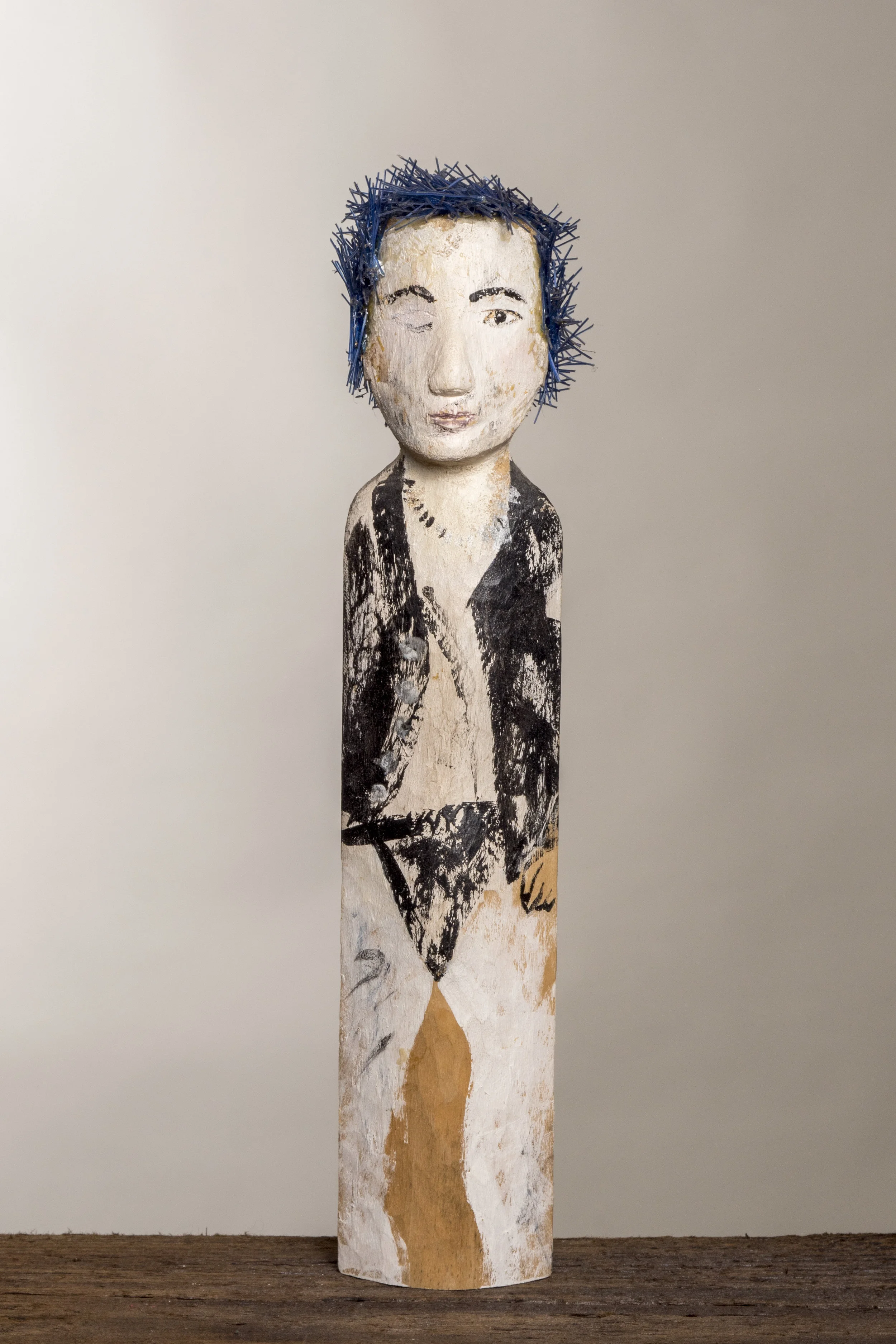 Sid w blue hair front view