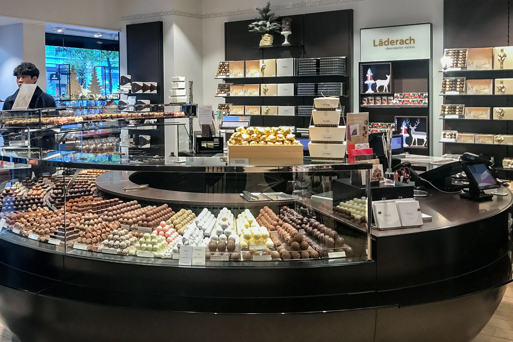 zurichswiss-2.jpg