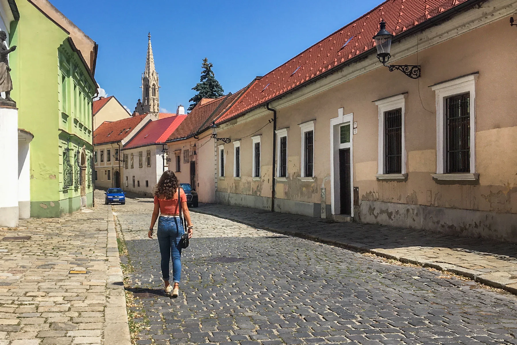 bratislava_stari_grad.jpg