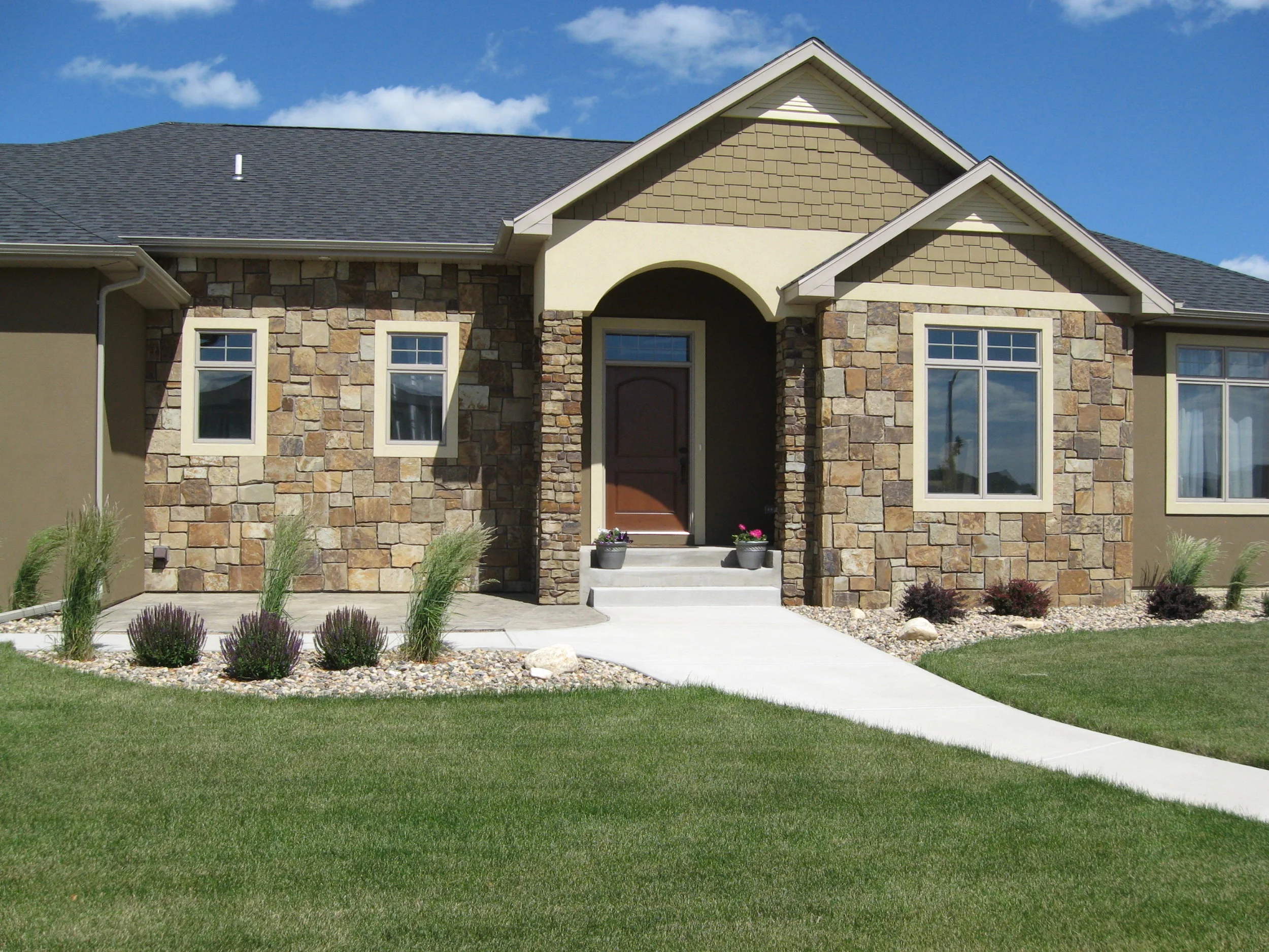 Choctaw Dark Thin Veneer Installation