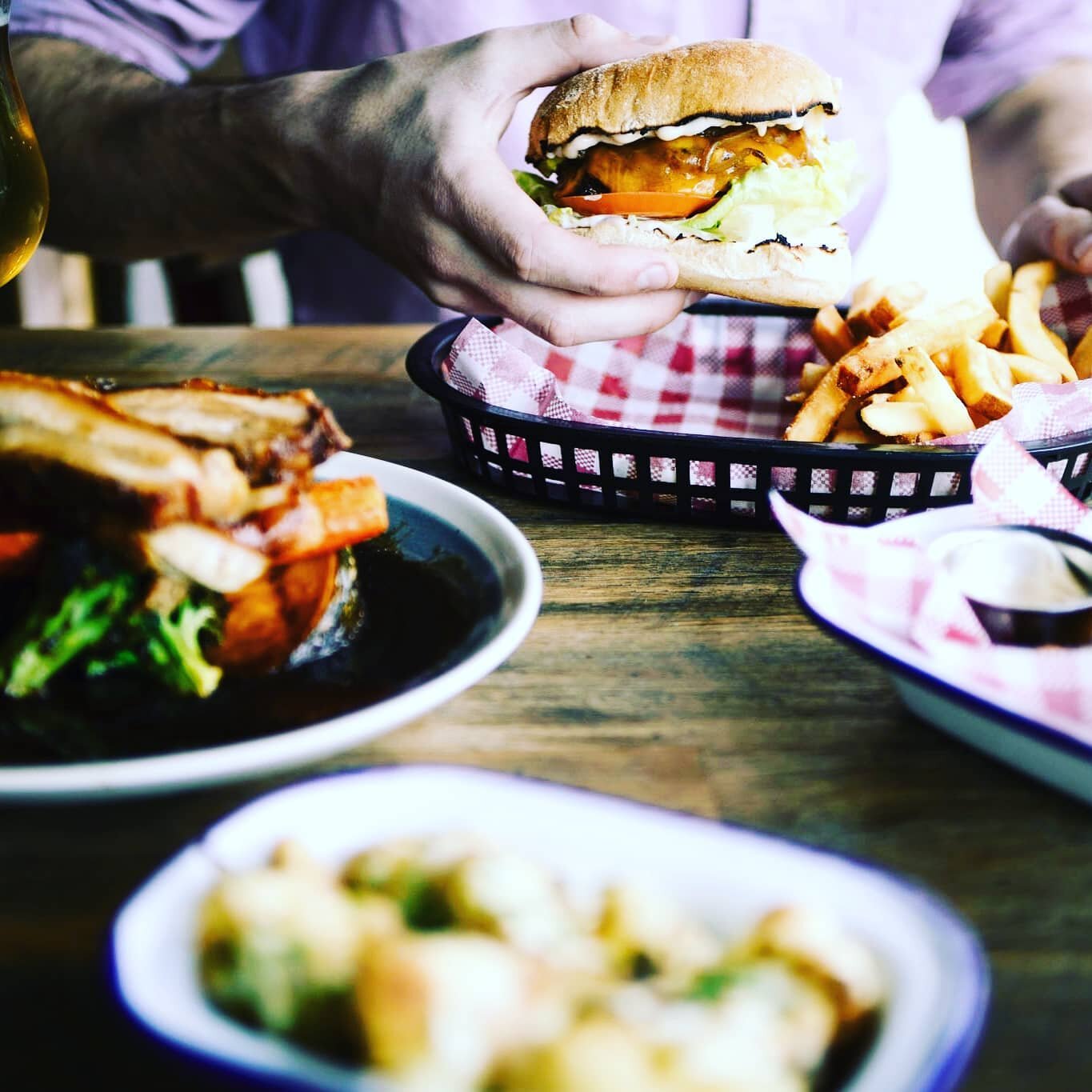 Righto, it's a burger kinda day.

Who does the best Burgers in the Sutherland Shire?