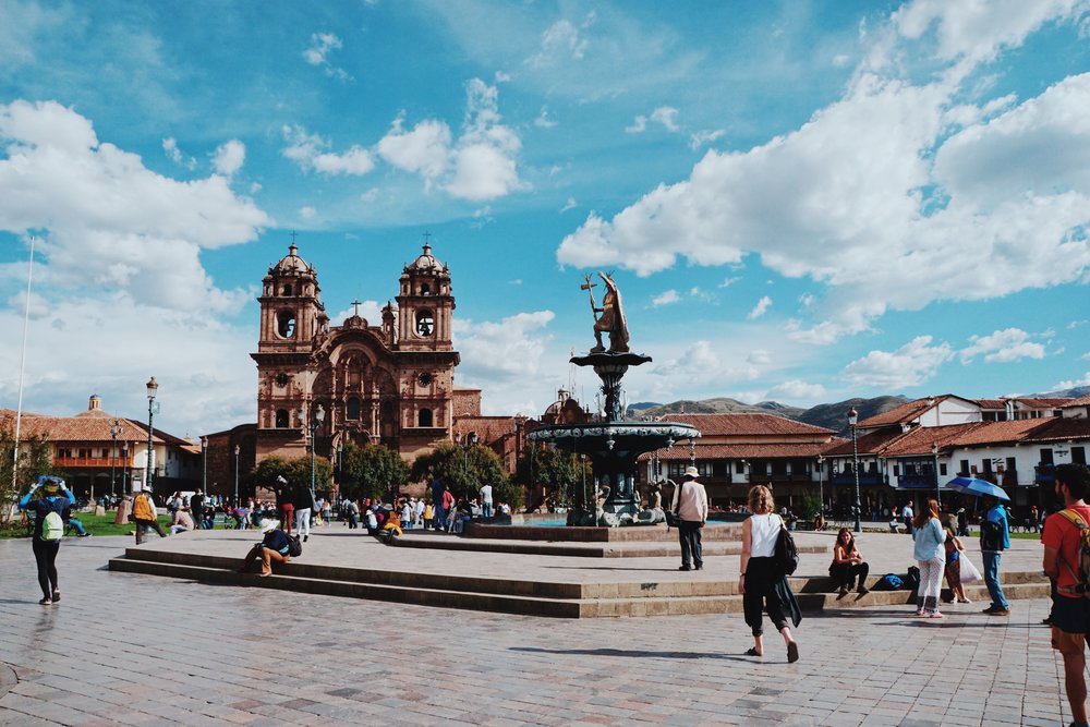  Cusco’s central square: Plaza de Armas. 