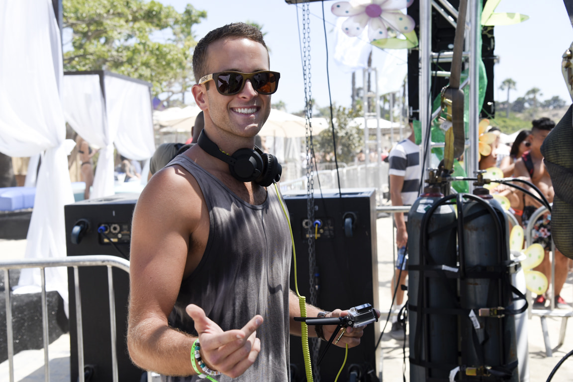 claenslate-music-carnage-horizon-newport-dunes-beach-day-portrait