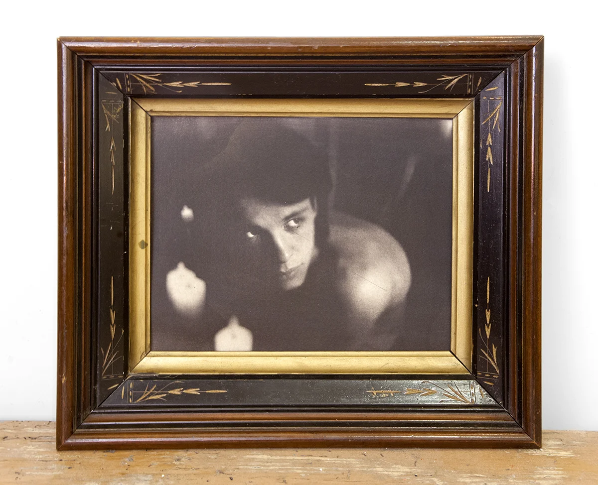 Shrouded Modern features 6 Kallitypes of Dylan Anderson, exhibited at Rick Castro’s Antebellum Gallery (Fall 2016) for a group show, and depicts Anderson amongst his collection of self-restored and refurbished Victorian antiques.