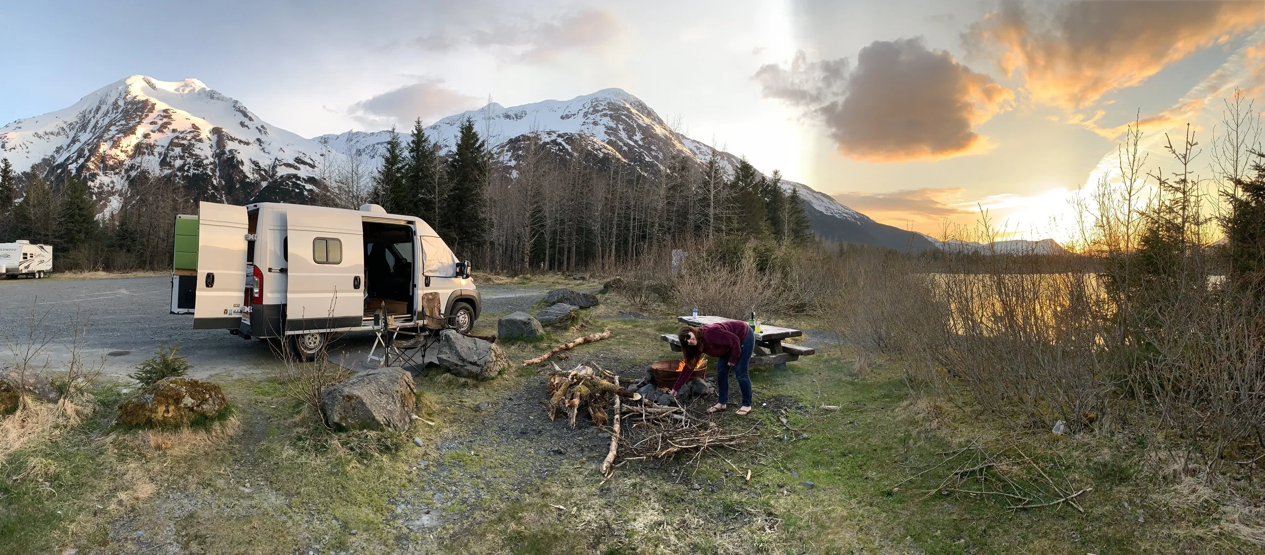 AlaskaVans Campervan Rentals