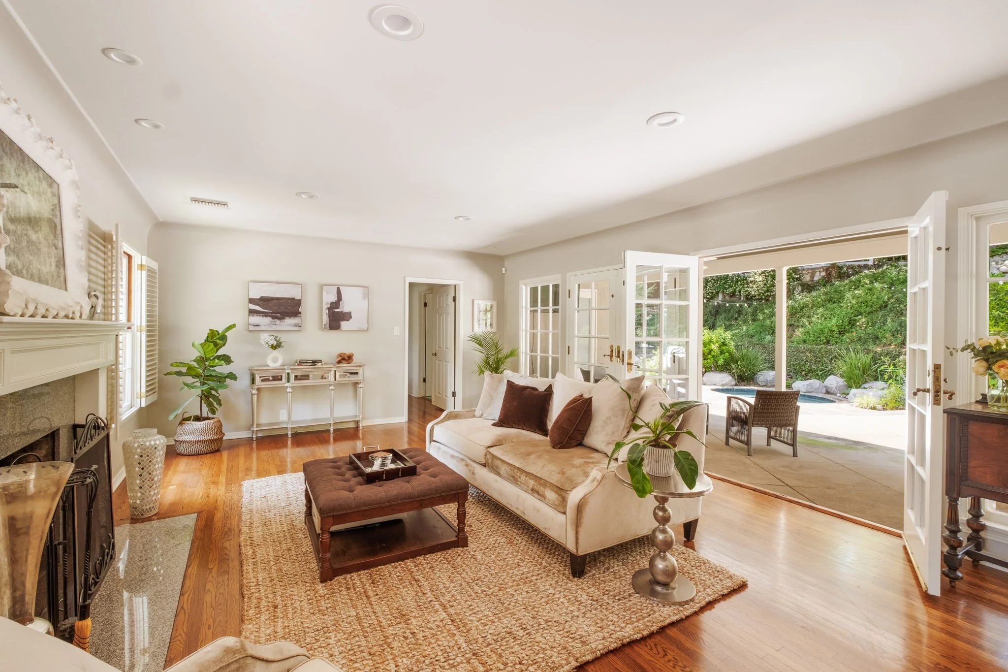 6-web-or-mls-1265-inverness-dr.jpg