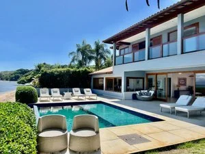Luxury 6 Bed Beachfront Home in Manguinhos – Búzios - R$14M