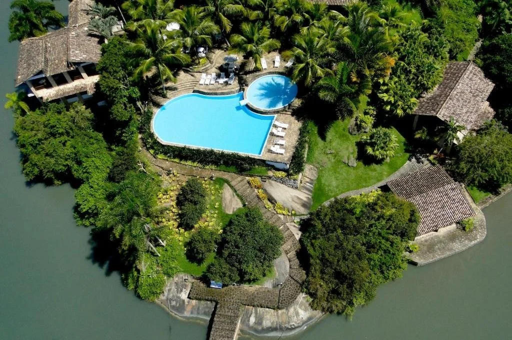 Waterfront Hotel Resort For Sale in Rio De Janeiro-Brazil