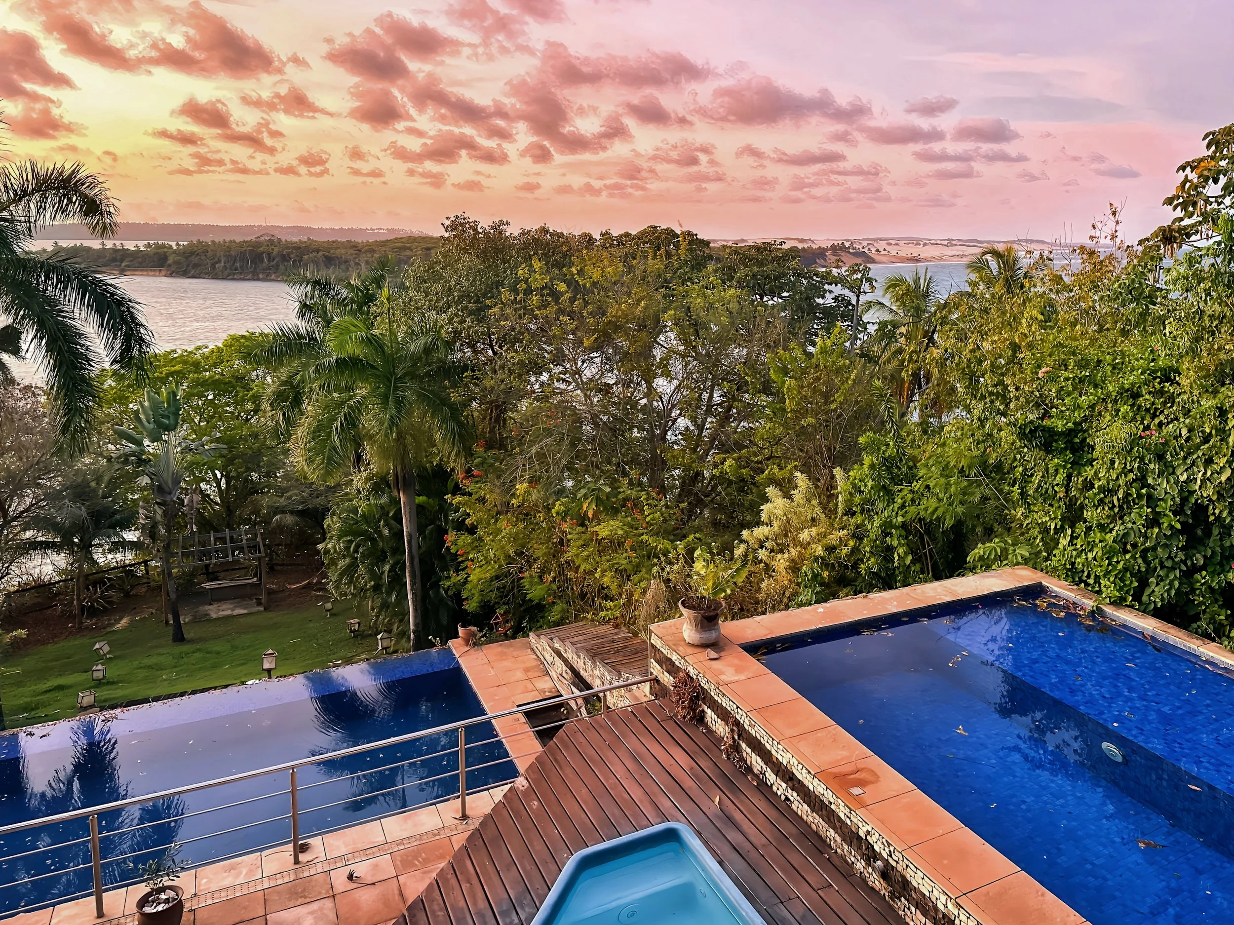 Magnificent oceanfront Villa in tibau do Sul - rn-750K Euros