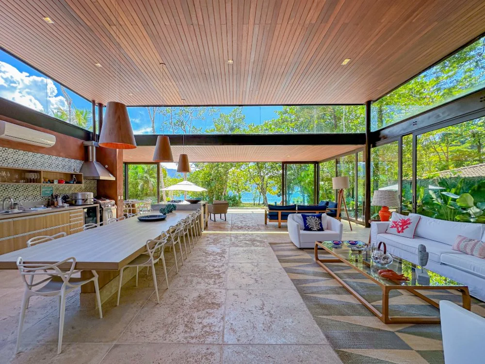 Signature Oceanfront Villa Ubatuba-SP