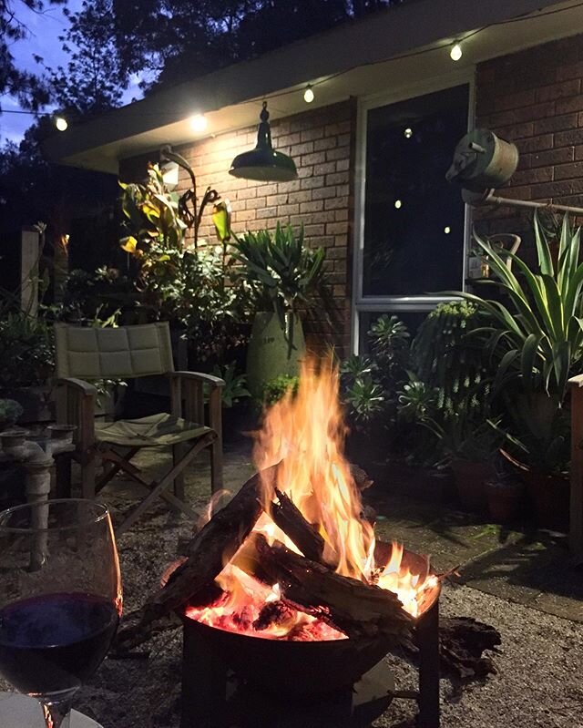 #firepit #redwine #garden #weekend ... not much more needed to say really ... perhaps just #happy #content 😜