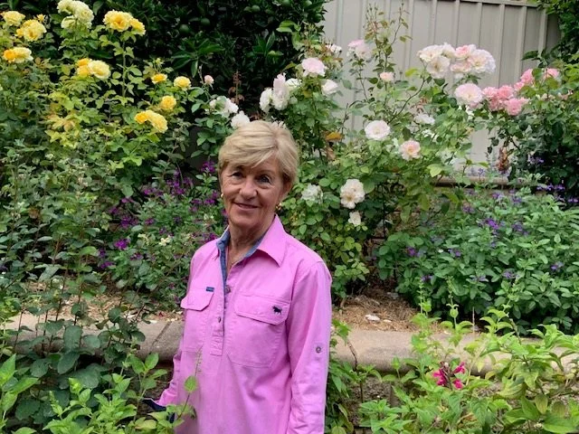 Gardener Folks - Liz Trabilsie