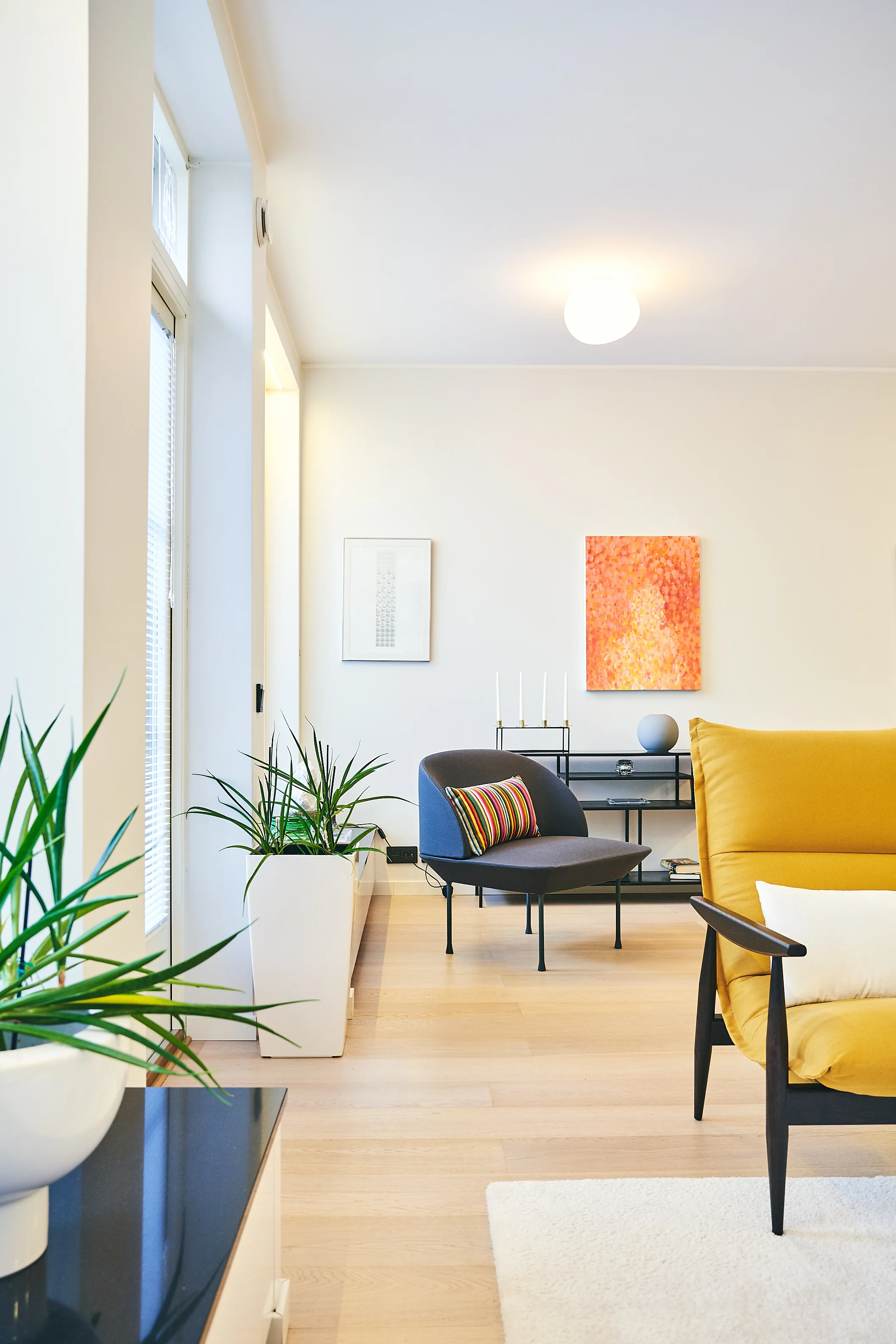 _7R353160534_interior_portfolio.jpg