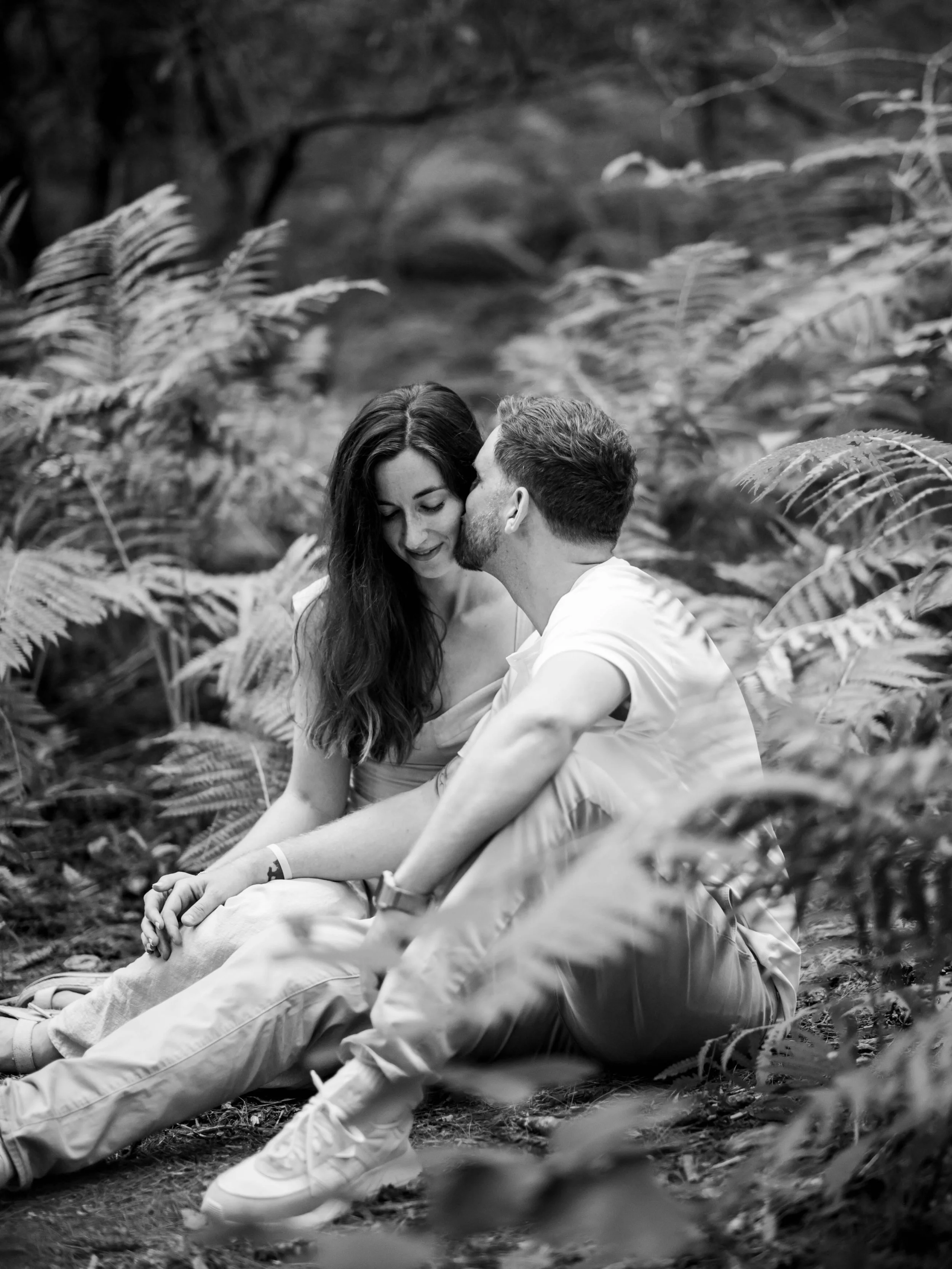 Cait and Chris, tucked away in the ferns 🌿 Still not over this engagement session!!
&bull;
&bull;
&bull;
#bostonengagementphotographer #bostonweddingphotographer #massachusettsweddingphotographer #massachusettsphotographer #newenglandphotographer