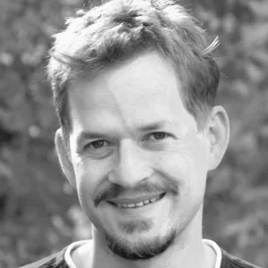 Peter_Baracskay_Portrait_02_BW.jpg