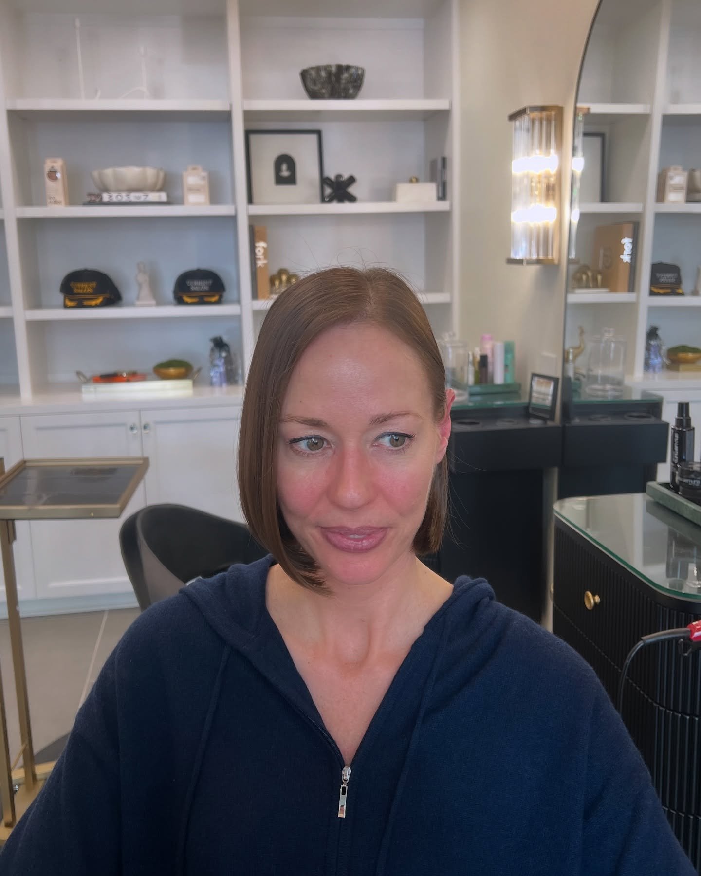 Nothing to see here, just a gorgeous gal with a gorgeous fresh bob 🫶🏻