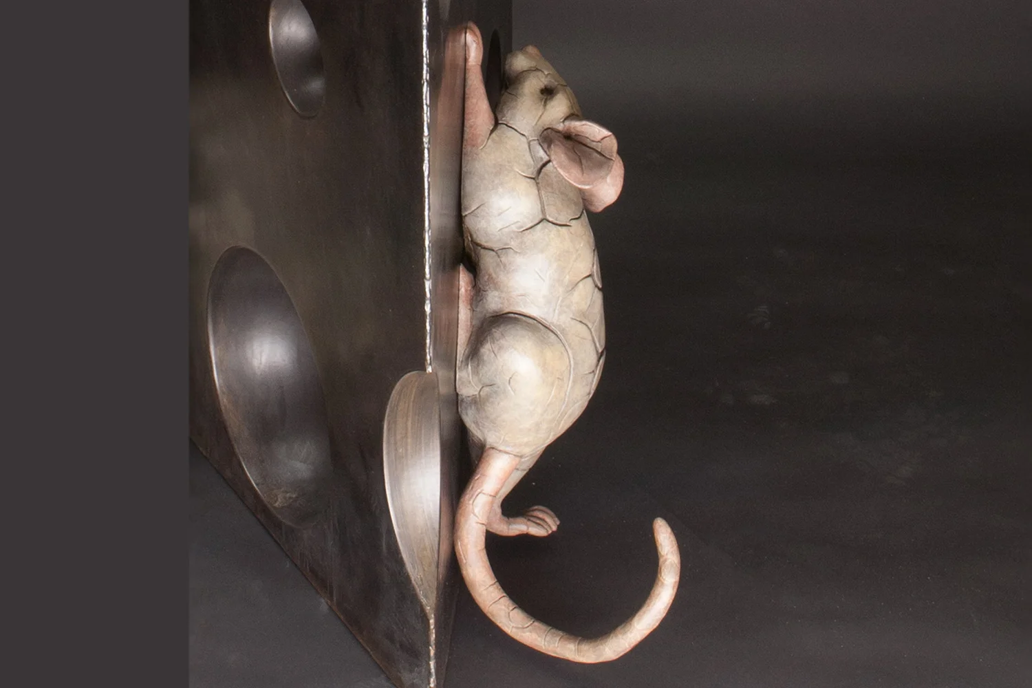 Climbing up Mouse
