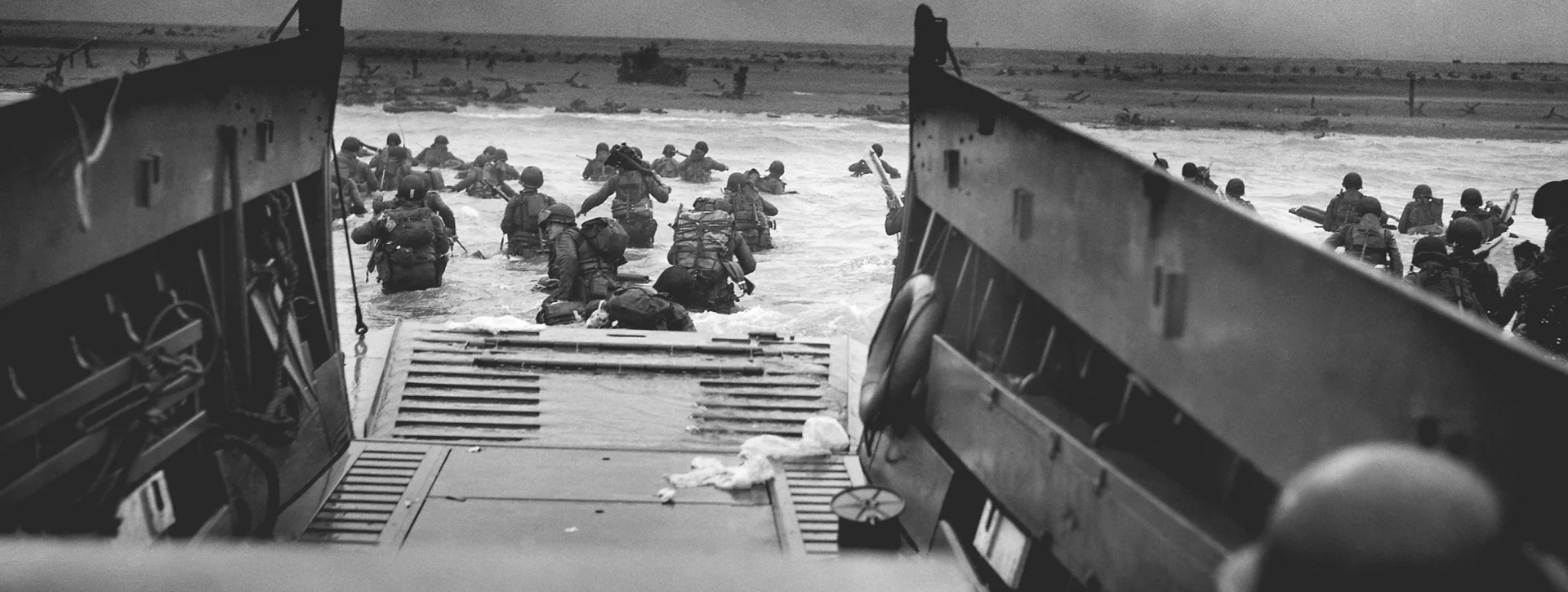 Nº 17. The Battle of Kursk The greatest armoured cars' battle in history easied the way for the Soviet troops on they road to Berlin. Nº 18. The Battle for Germany Eastern and Western offensives of the Allied and Soviet armies in their way to Berlin. Operation Market Garden. Nº 19. The Agony of the Third Reich The Battle of the Ardennes (the Battle of the Bulge). Conquest of Berlin. Hitler's death. Surrender and end of the war in Europe. Nº 20. Leyte, Imperial Destiny Several naval clashes in the Gulf of Leyte led to the liberation of the Philippines. Along with the British victory in Burma, they opened the way to Tokyo. Nº 21. The Peace of the Atomic Bomb Iwojima. Okinawa. Atomic bombs and the surrender of the Japanese army bring to a close the greatest disaster so far known to mankind – World War II. WATCH TRAILER