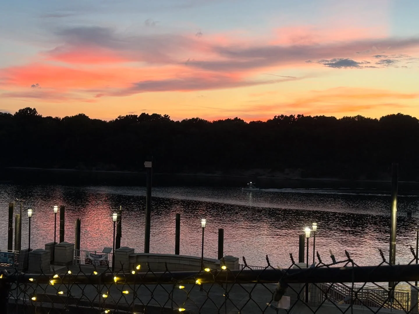 Another beautiful sunset on the river and fun night of music at @redbluffmgm ! 

#livemusic #summer #concert #sunset #pynkbeard #montgomery #alabama