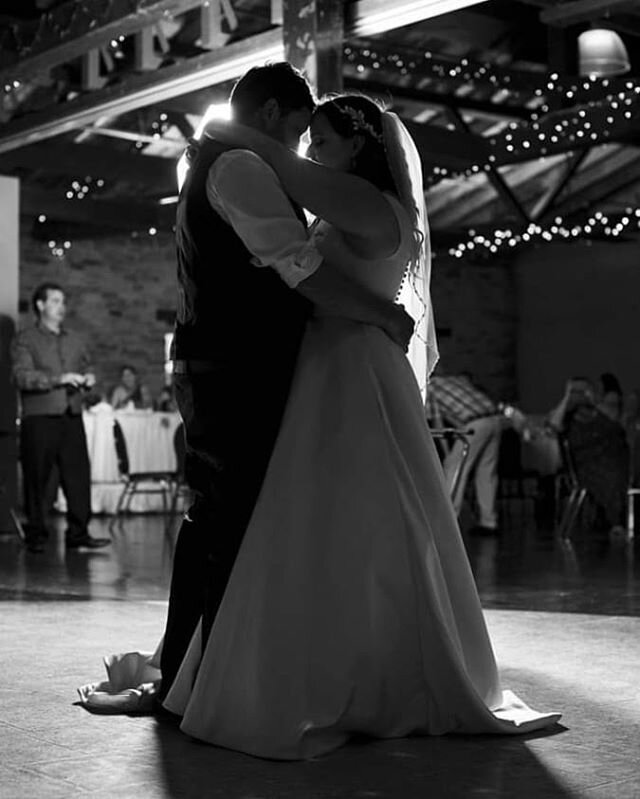 First dance. - #ottawa #photography #professionalphotographer #mayadesrosiersphotography #wedding #weddingphotography #weddingceremony #weddingparty #weddinggown #weddingrings #weddingreception #weddingflowers #bride #bridal #brideandgroom #groom #br