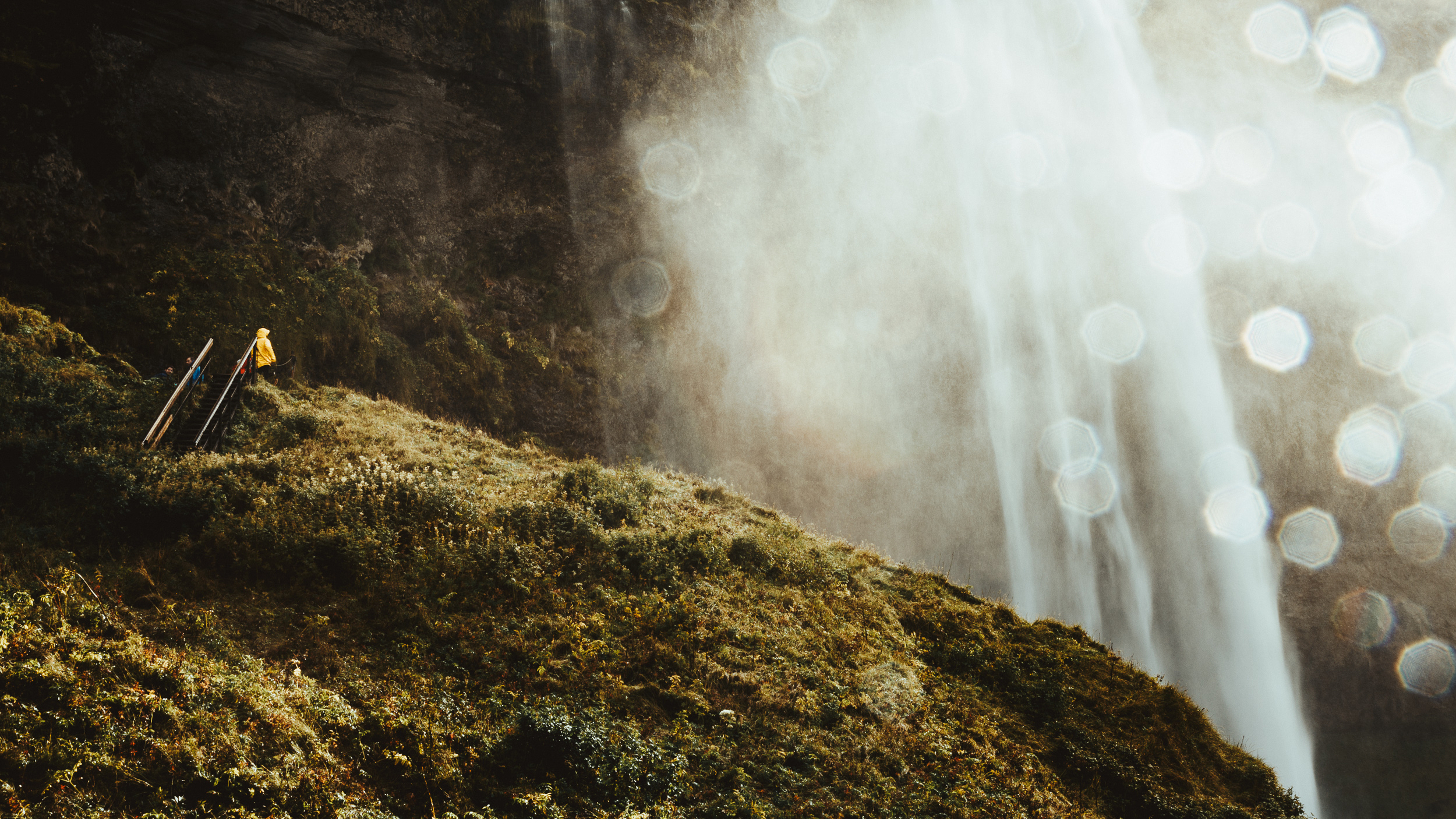 05-iceland-seljalandsfoss-waterfall-anna-elina-lahti-photographer.jpg