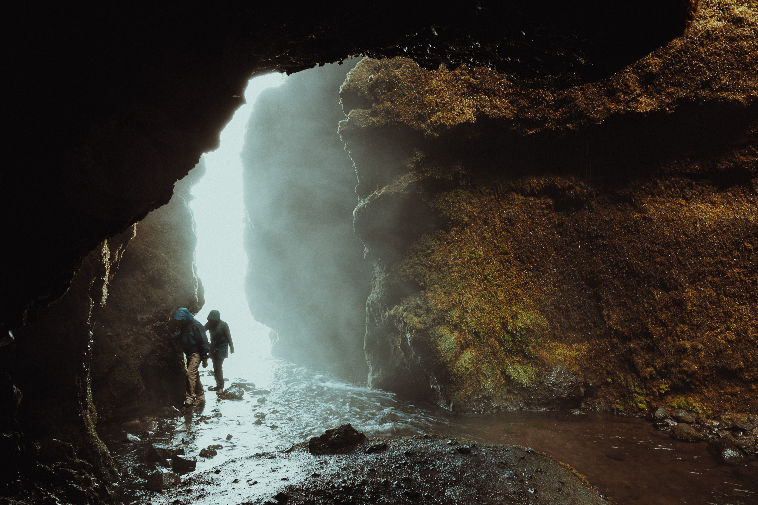 12-iceland-hiking-travel-gorge-anna-elina-lahti-photographer.jpg