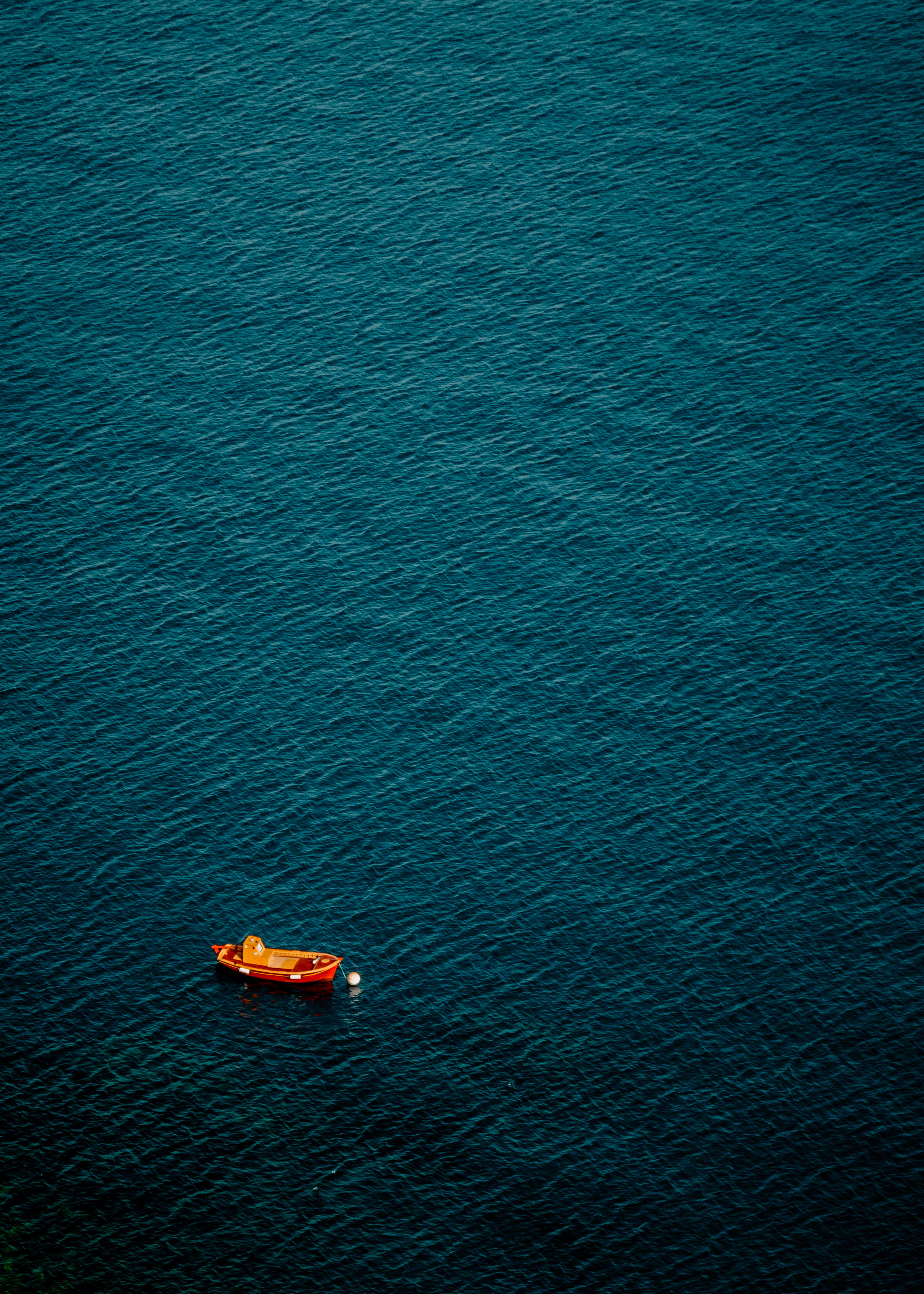 06-santorini-greece-cyclades-aegean-sea-fishing-boat-anna-elina-lahti-photographer.jpg