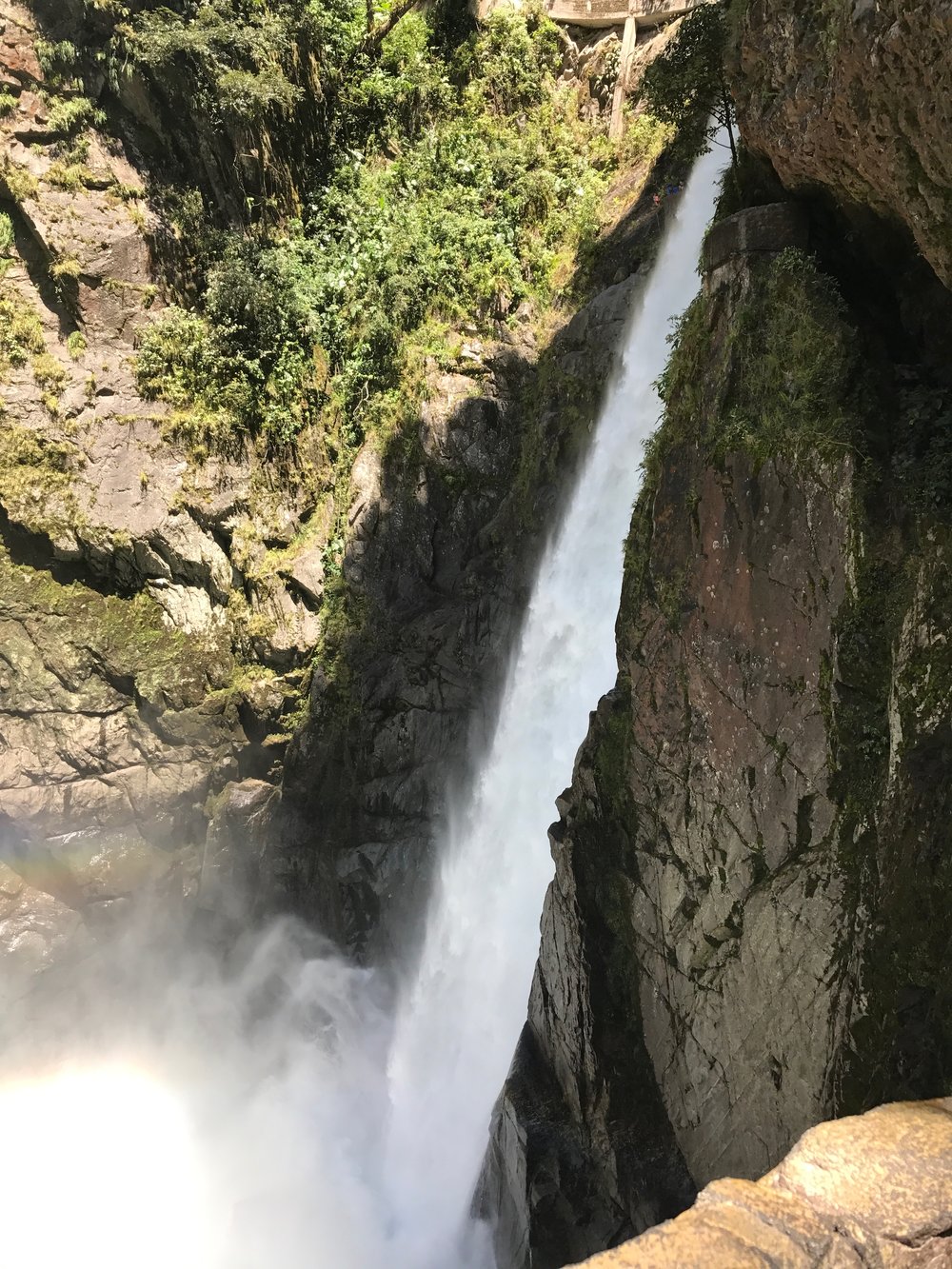 Pailon del Diablo - Devil's Waterfall 