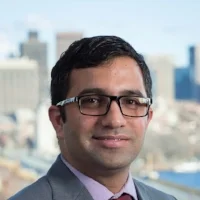 Raunaq Malhotra, PhD Panelis Fostering Collaborations between Academia and Industry