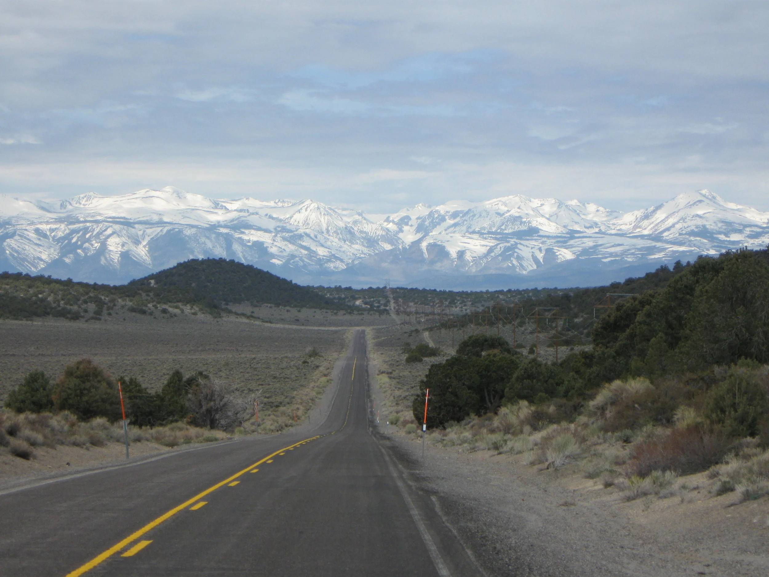 eastern sierras.JPG