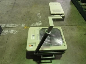 Overhead projector / Elmo