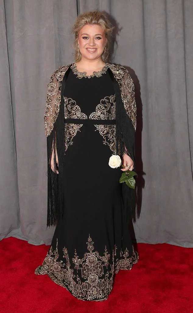 worst-grammys-looks-2018-06.jpg