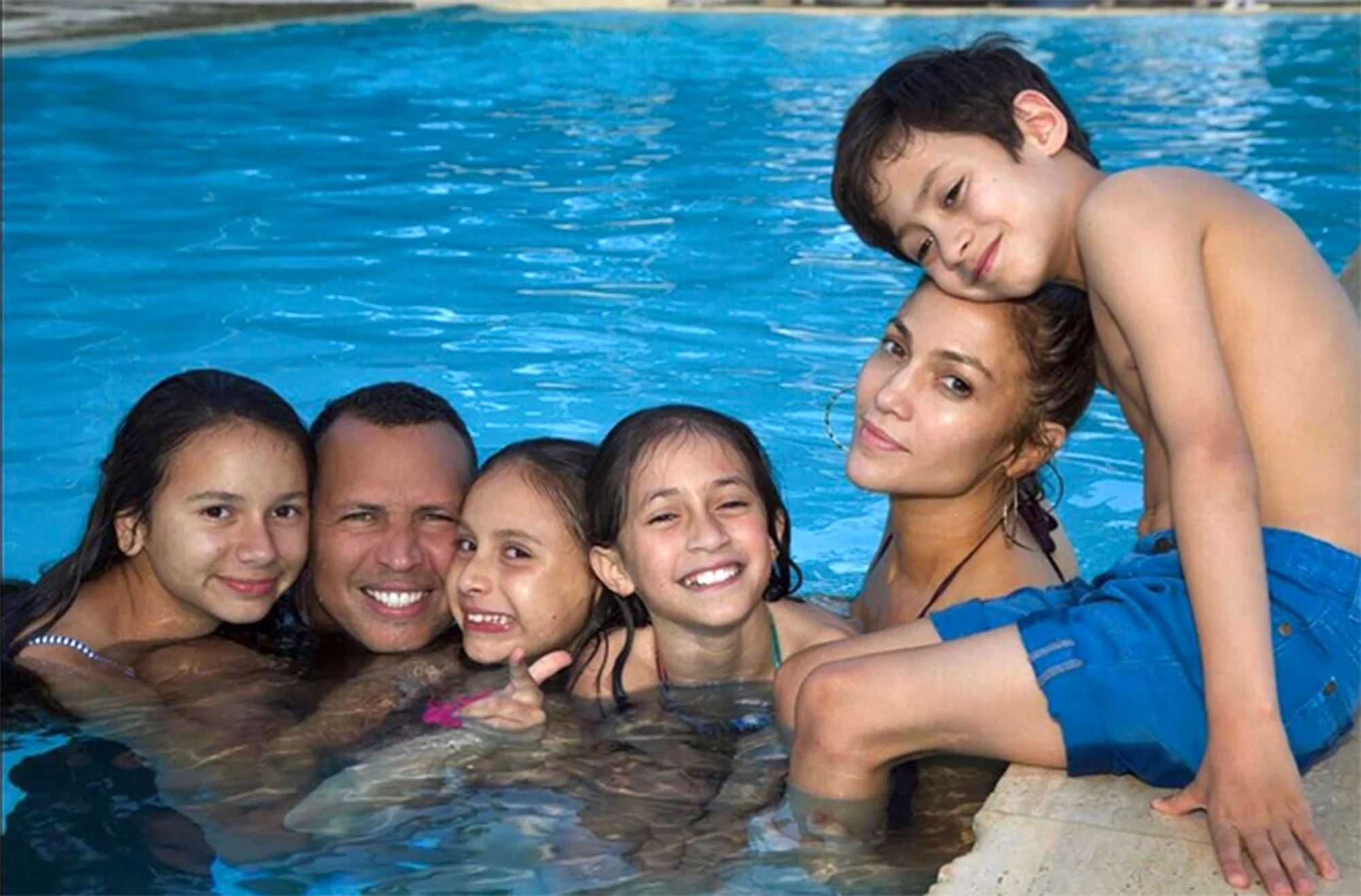 arod-jlo-fam-time-1.jpg