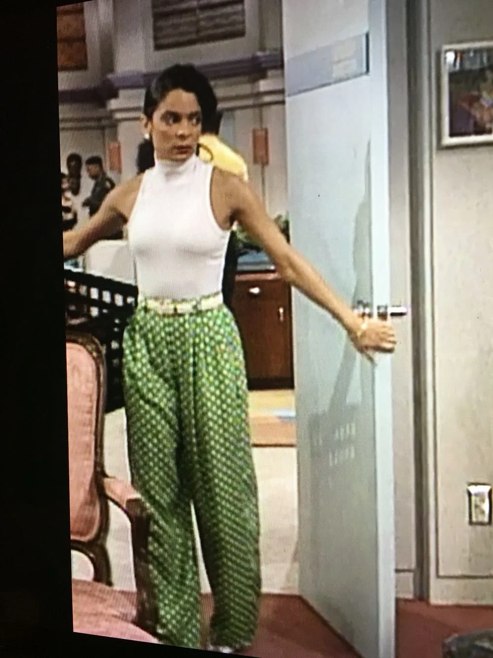 whitley_gilbert_90s_look.jpg