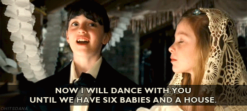 gif-bride-wars-niñas.gif