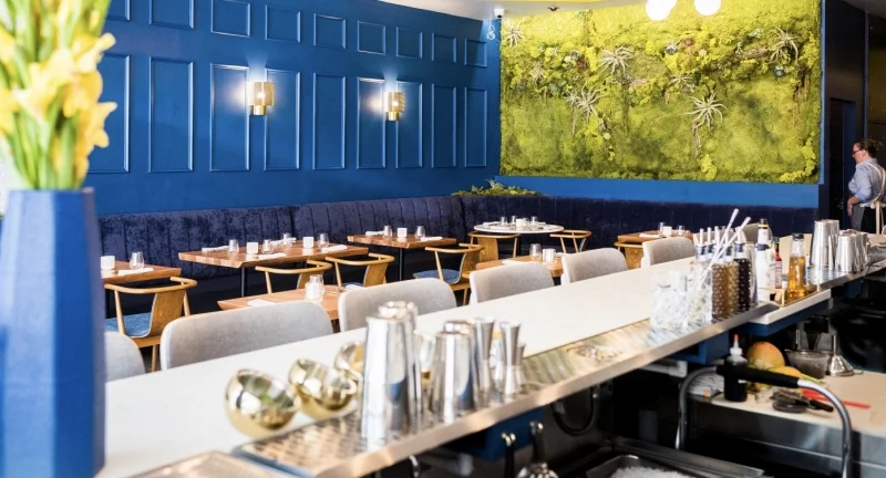 Bresca_Moss Wall and Bar_Rey Lopez.jpg