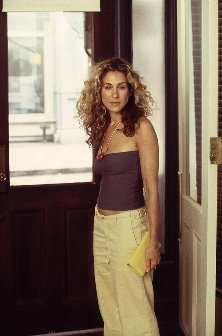 Why Carrie Bradshaw Style Is Back