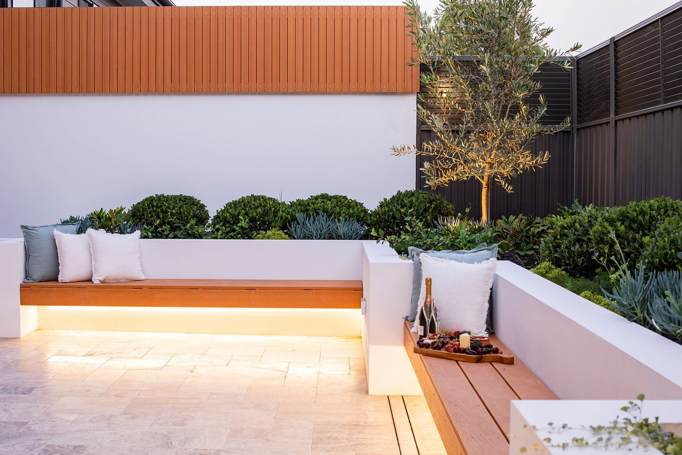 windermere-roadnorthmead-landscape-architecture-2200.jpg
