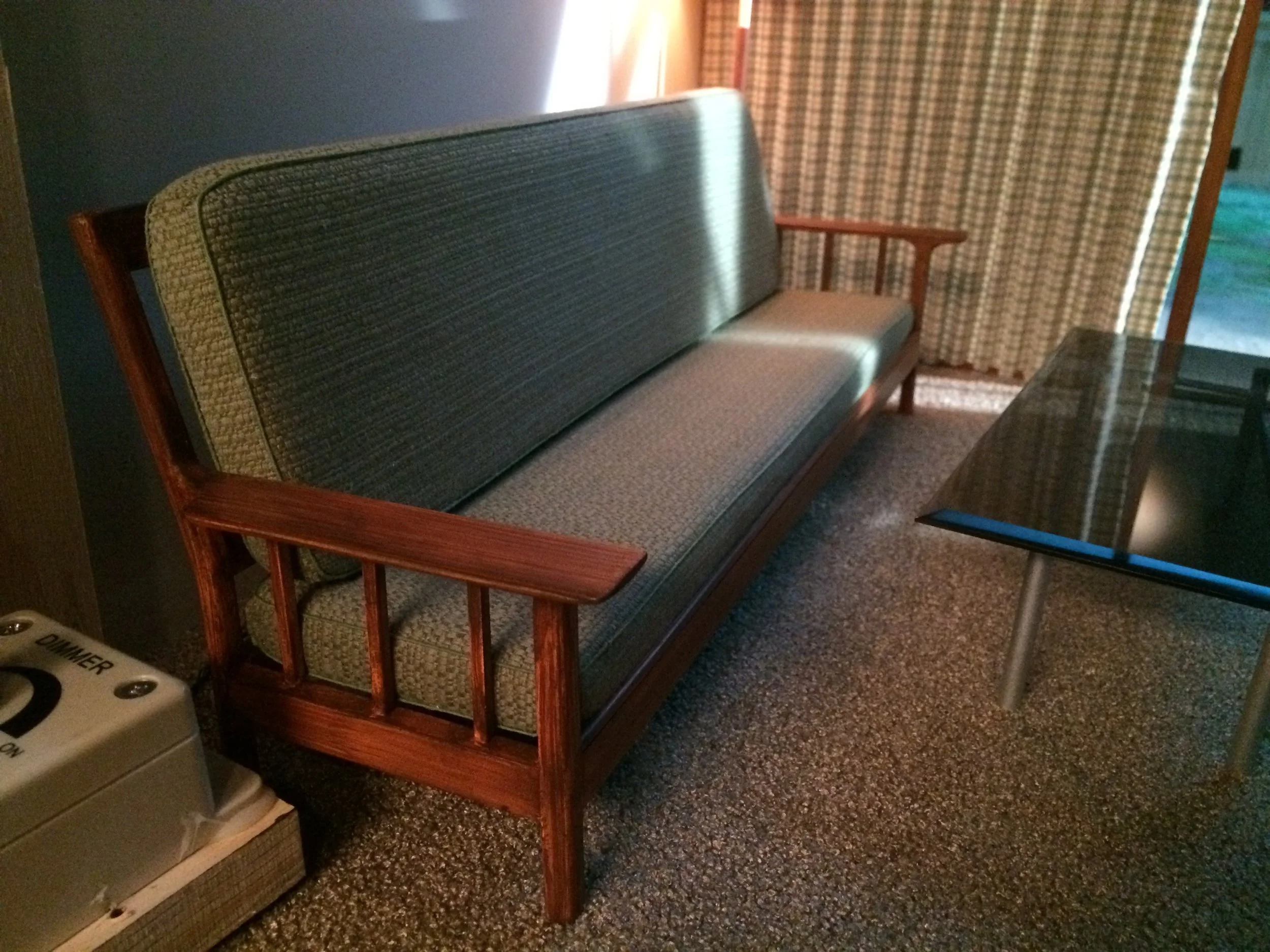 sofa (w/ matching chair)