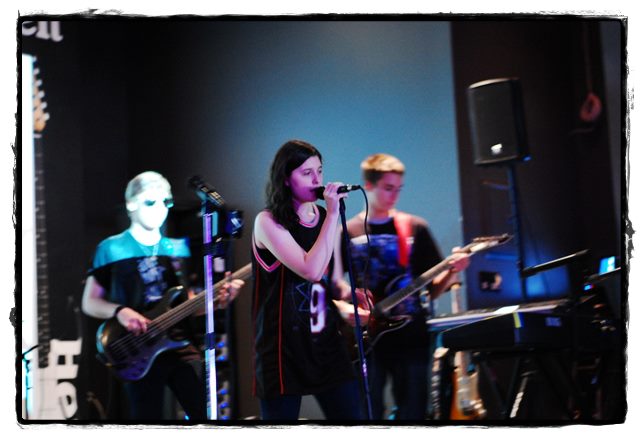 Marisa Testa Performing Live in NYC.