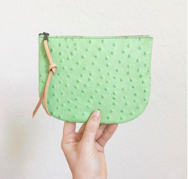 Vanessa Vaught | @hattonhenry Gorgeous leather dream bags Handmade in beautiful Texas