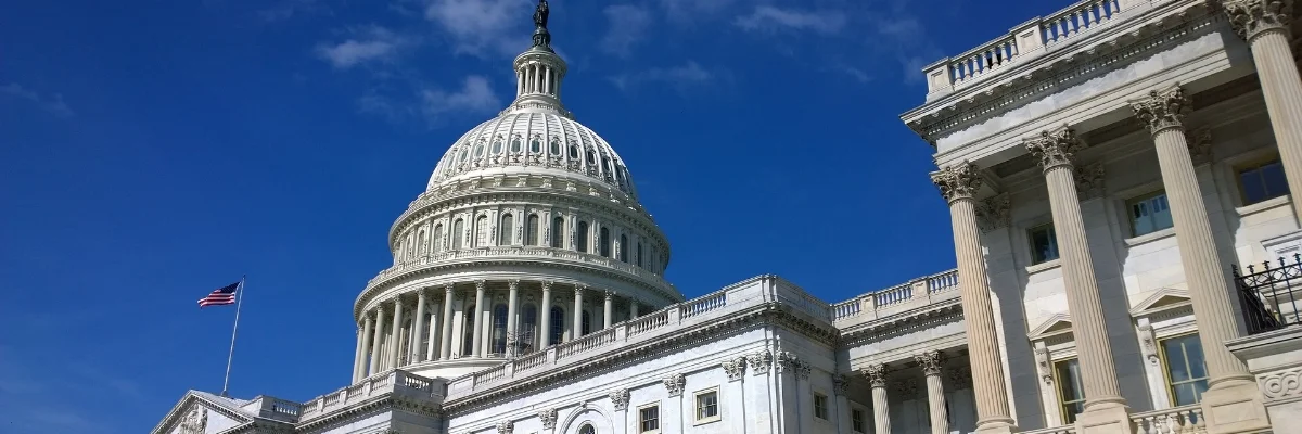 united-states-capitol-1675540_1920.jpg